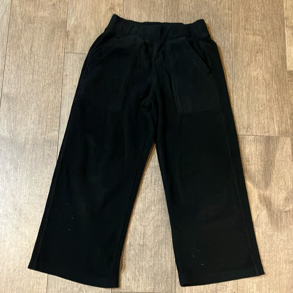 Black 4T pants with front pockets